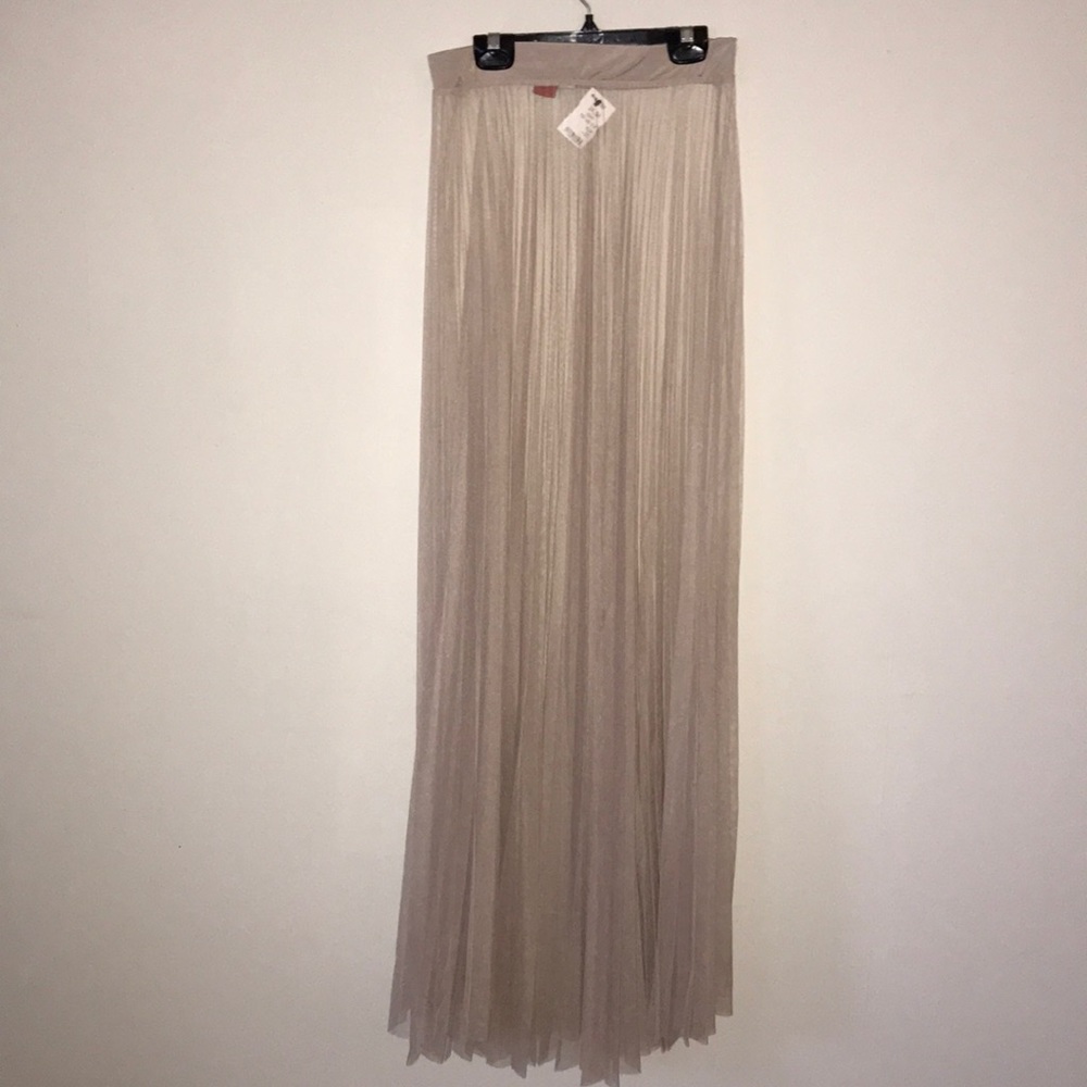TORI Cream Mesh Long Skirt